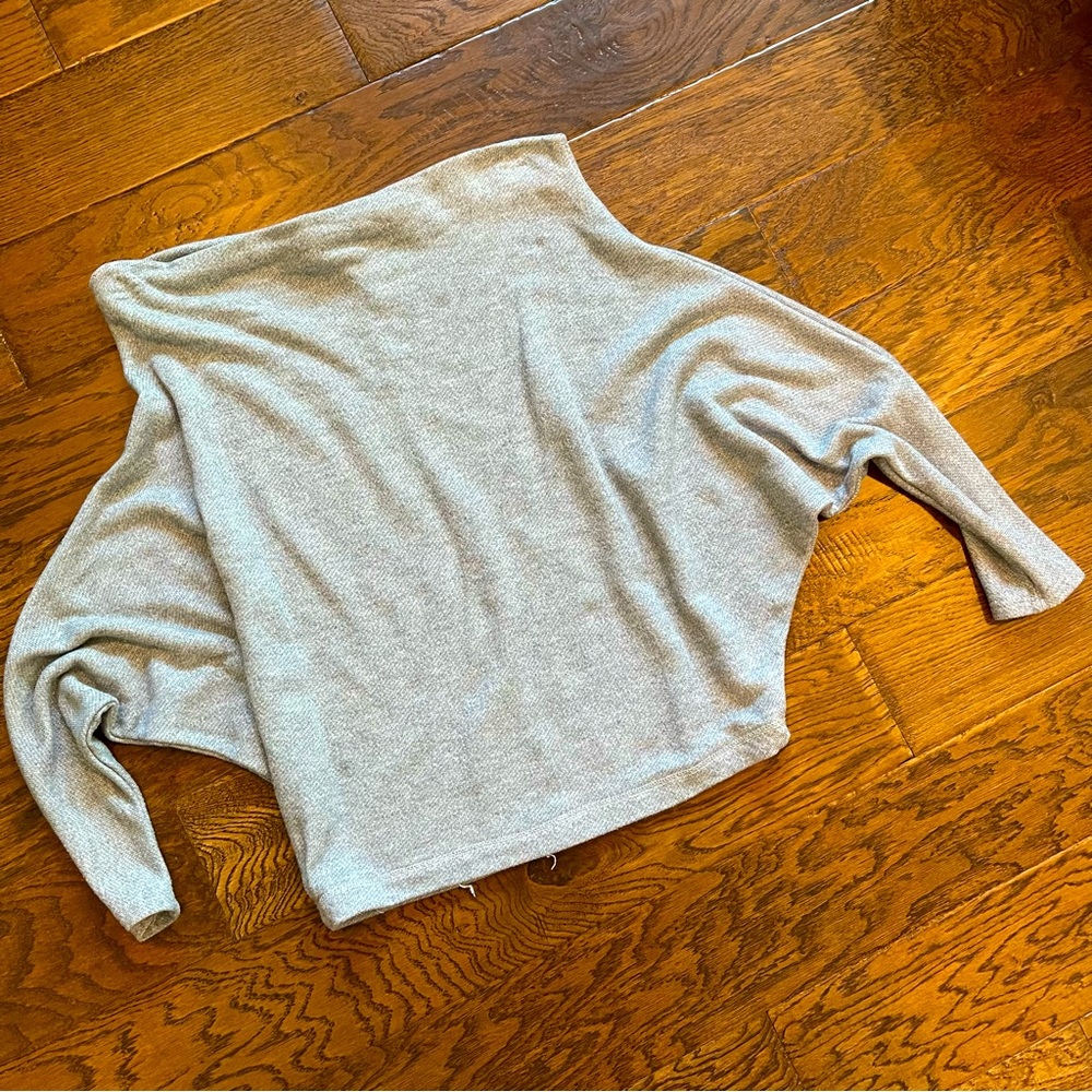 Off shoulder 3/4 sleeve top